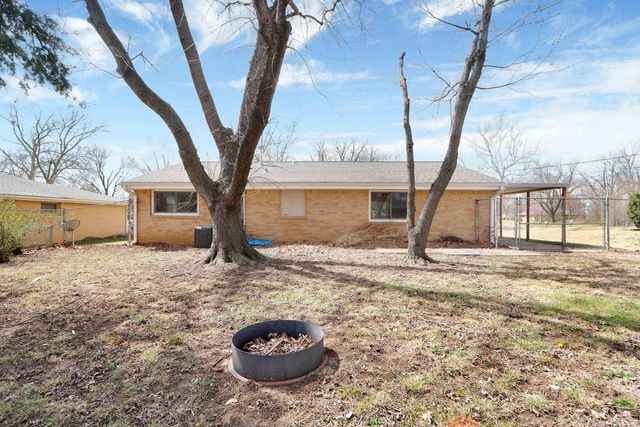 1728 Cassell Road, Manhattan, KS 66502