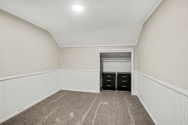 461 W Lakewood Boulevard, Holland Twp, MI 49424