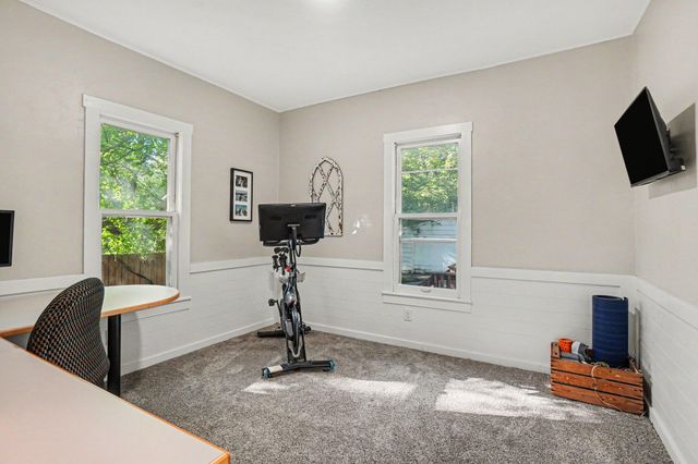 461 W Lakewood Boulevard, Holland Twp, MI 49424