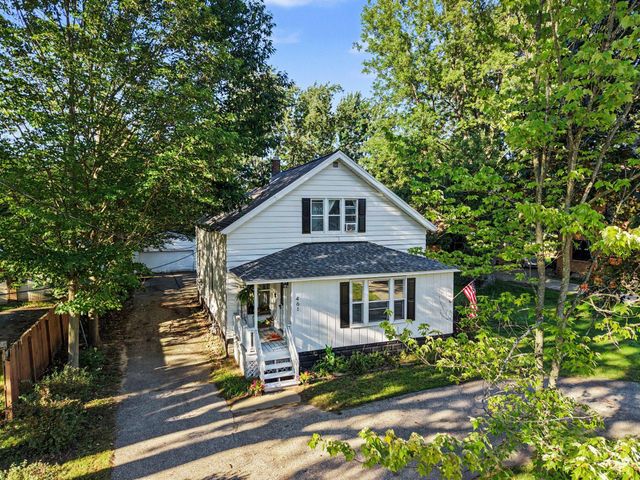 461 W Lakewood Boulevard, Holland Twp, MI 49424