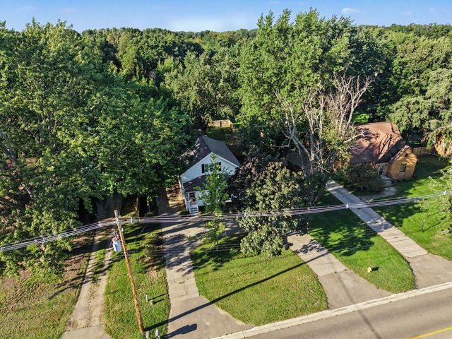 461 W Lakewood Boulevard, Holland Twp, MI 49424