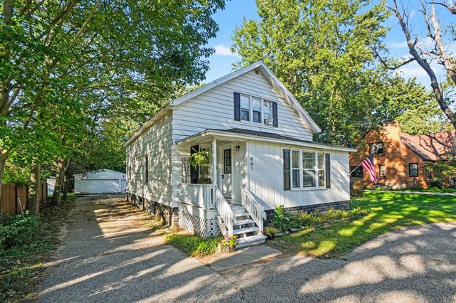 461 W Lakewood Boulevard, Holland Twp, MI 49424