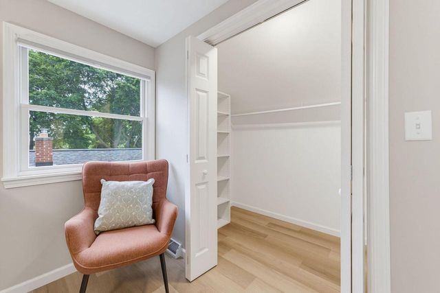 3608 N 101st STREET, Wauwatosa, WI 53222