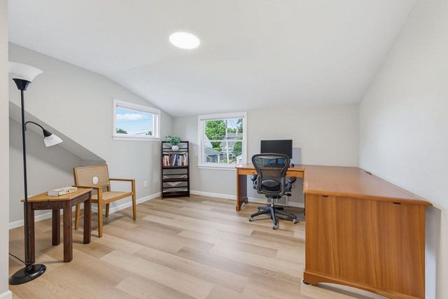 3608 N 101st STREET, Wauwatosa, WI 53222
