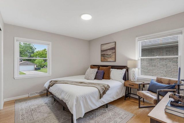 3608 N 101st STREET, Wauwatosa, WI 53222