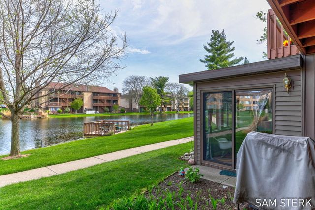 2953 Byron Center Avenue Sw F, City Of Wyoming, MI 49519