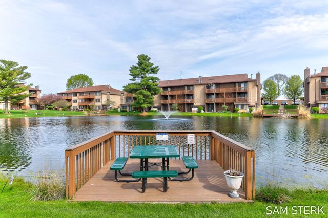 2953 Byron Center Avenue Sw F, City Of Wyoming, MI 49519