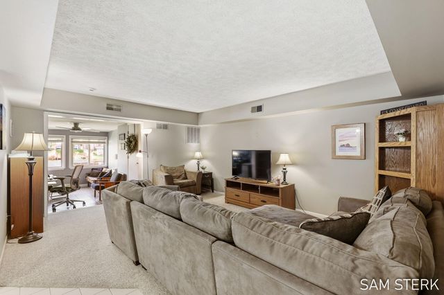 2953 Byron Center Avenue Sw F, City Of Wyoming, MI 49519