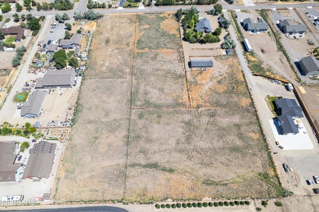1917 Arabian Lane, Gardnerville, NV 89410