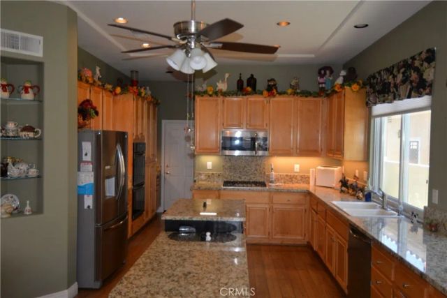 1439 Haig Point, Banning, CA 92220