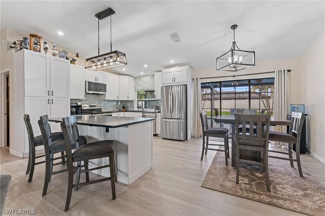 420 SE 10th AVE, Cape Coral, FL 33990