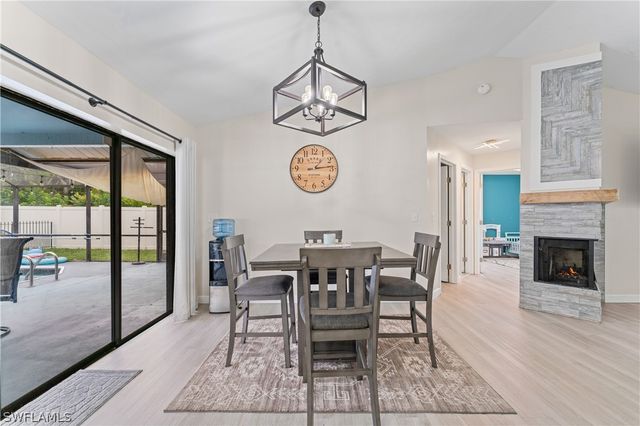 420 SE 10th AVE, Cape Coral, FL 33990