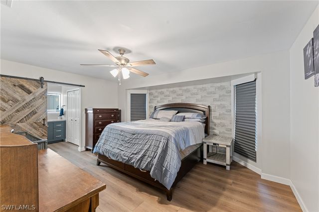 420 SE 10th AVE, Cape Coral, FL 33990