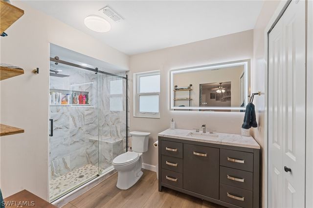 420 SE 10th AVE, Cape Coral, FL 33990