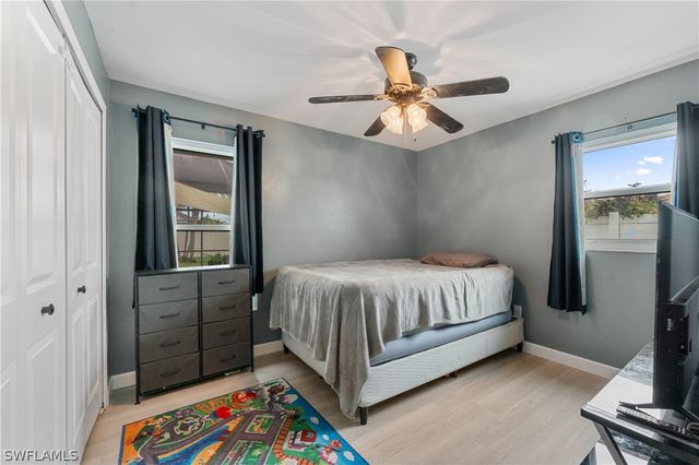 420 SE 10th AVE, Cape Coral, FL 33990