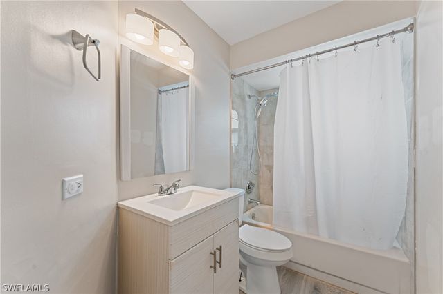 420 SE 10th AVE, Cape Coral, FL 33990