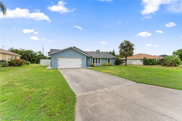 420 SE 10th AVE, Cape Coral, FL 33990