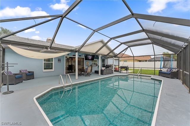 420 SE 10th AVE, Cape Coral, FL 33990