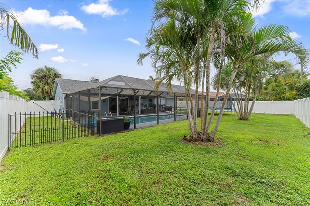 420 SE 10th AVE, Cape Coral, FL 33990