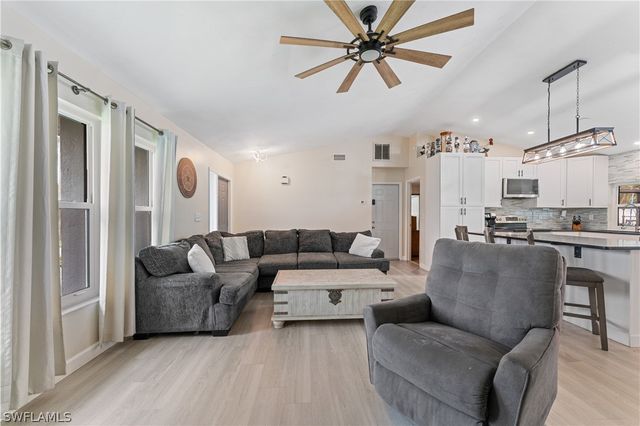 420 SE 10th AVE, Cape Coral, FL 33990