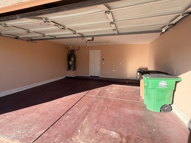 15752 W YAVAPAI Street, Goodyear, AZ 85338