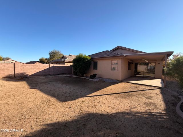 15752 W YAVAPAI Street, Goodyear, AZ 85338