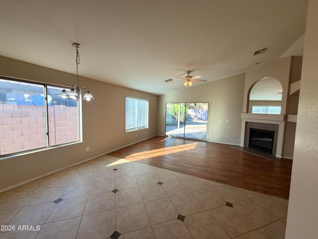 15752 W YAVAPAI Street, Goodyear, AZ 85338