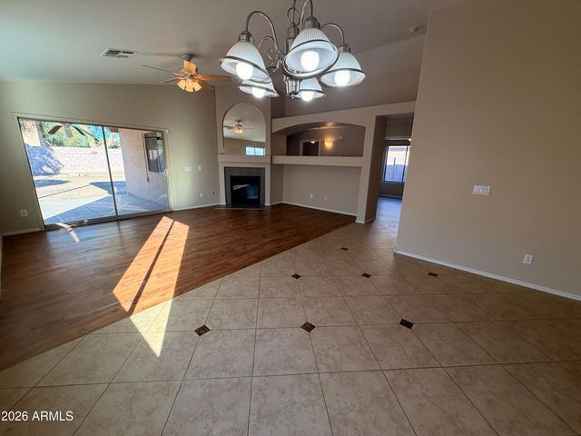 15752 W YAVAPAI Street, Goodyear, AZ 85338