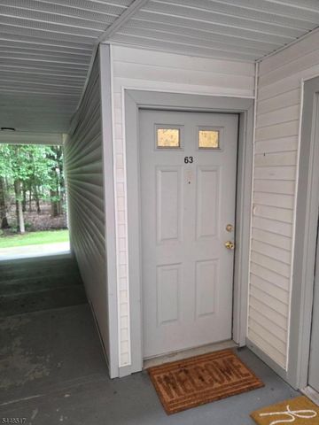 63 Autumn Ct, Roxbury Twp., NJ 07852