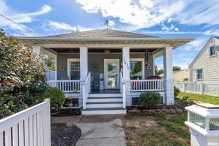 1620 27TH Avenue, Moline, IL 61265