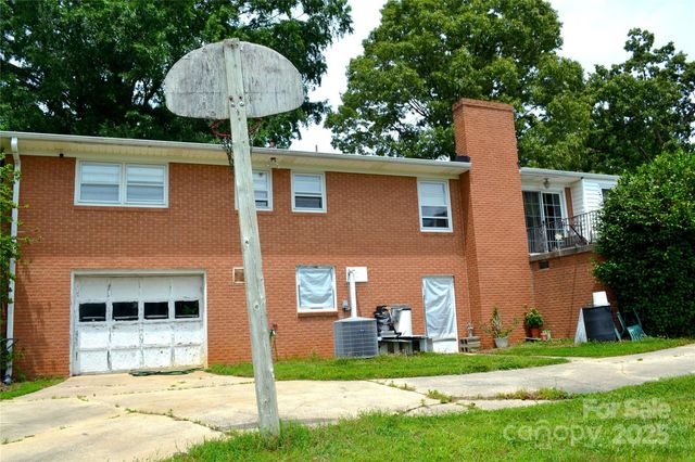 405 Wesley Heights Drive, Albemarle, NC 28001