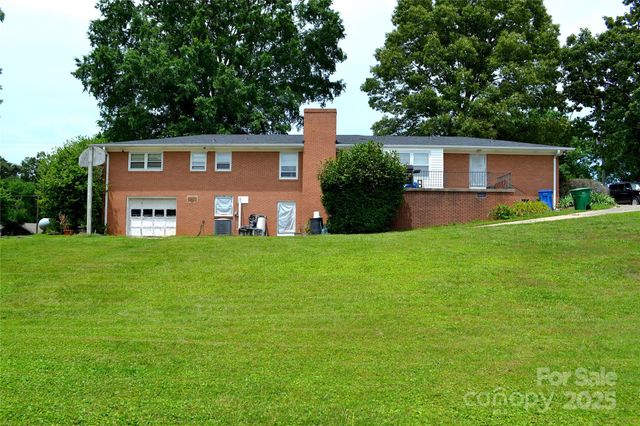 405 Wesley Heights Drive, Albemarle, NC 28001