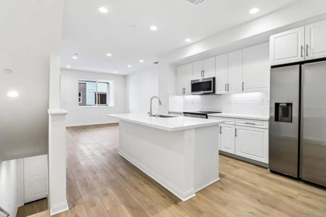 536 Sandstone Court, El Cajon, CA 92020
