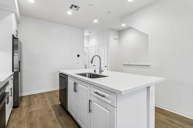 536 Sandstone Court, El Cajon, CA 92020