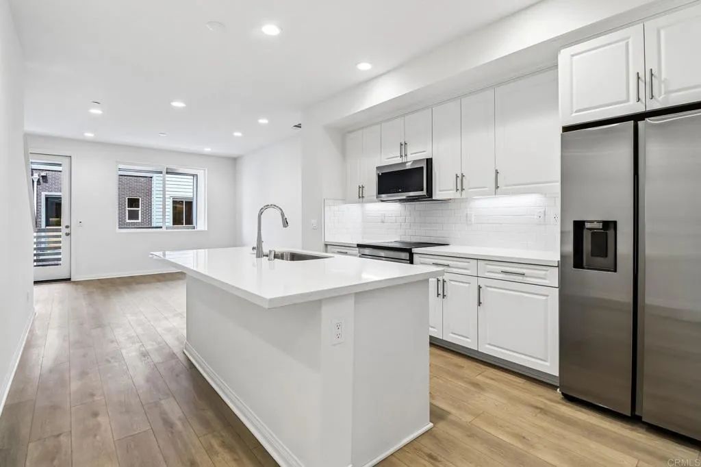 536 Sandstone Court, El Cajon, CA 92020