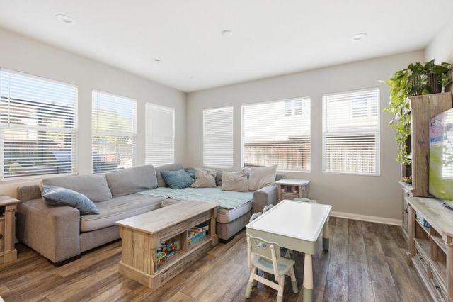 1108 Camino Prado, Chula Vista, CA 91913