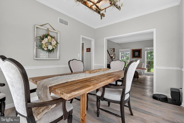 7703 GRAND LAKE DR, Seven Valleys, PA 17360