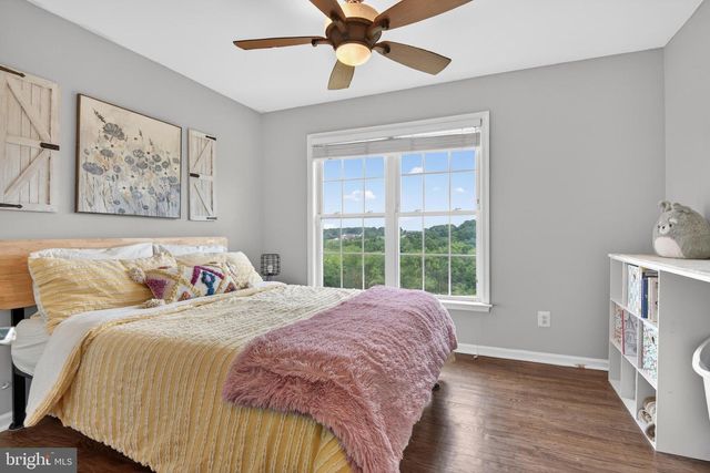 7703 GRAND LAKE DR, Seven Valleys, PA 17360