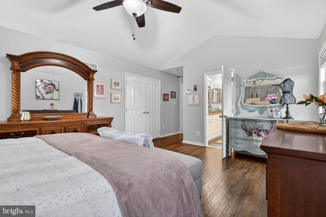 7703 GRAND LAKE DR, Seven Valleys, PA 17360
