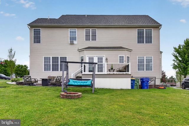 7703 GRAND LAKE DR, Seven Valleys, PA 17360