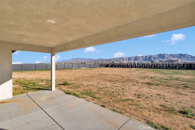 21533 Del Oro Road, Apple Valley, CA 92307
