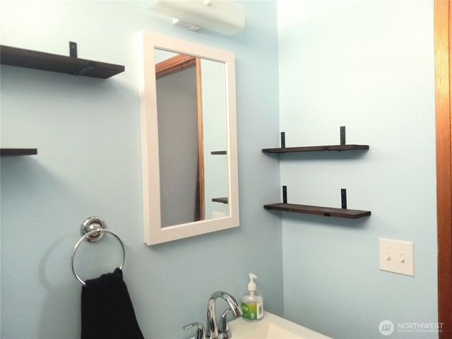 410 Biggs Drive, Moses Lake, WA 98837