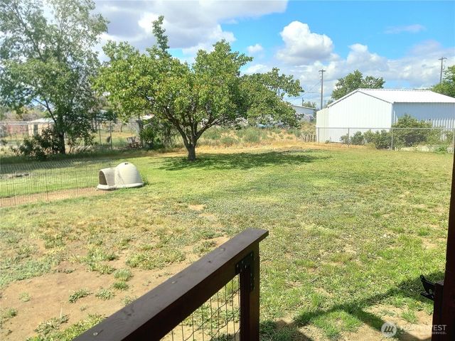 410 Biggs Drive, Moses Lake, WA 98837