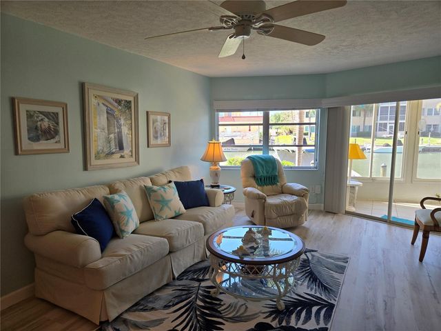1215 S PORTOFINO DRIVE 107, Sarasota, FL 34242