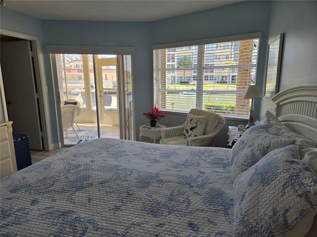 1215 S PORTOFINO DRIVE 107, Sarasota, FL 34242