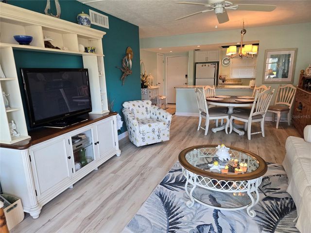 1215 S PORTOFINO DRIVE 107, Sarasota, FL 34242