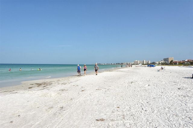 1215 S PORTOFINO DRIVE 107, Sarasota, FL 34242