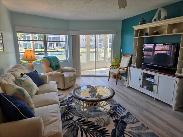 1215 S PORTOFINO DRIVE 107, Sarasota, FL 34242