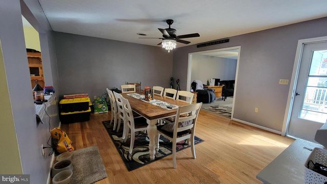 23 WILD TURKEY LN, Berkeley Springs, WV 25411