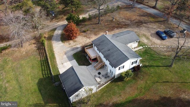 23 WILD TURKEY LN, Berkeley Springs, WV 25411